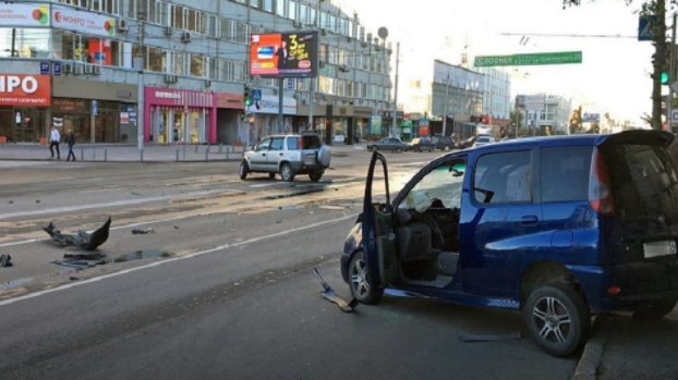 Ночная погоня в центре Новосибирска привела к ДТП
