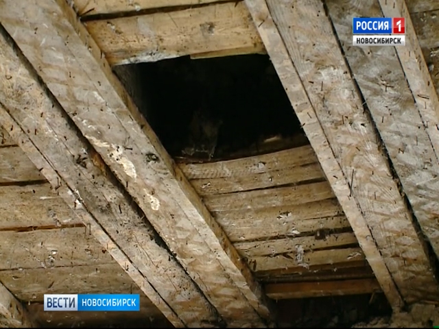 СК проверит действия руководства школы с обрушившимся потолком в Новосибирске