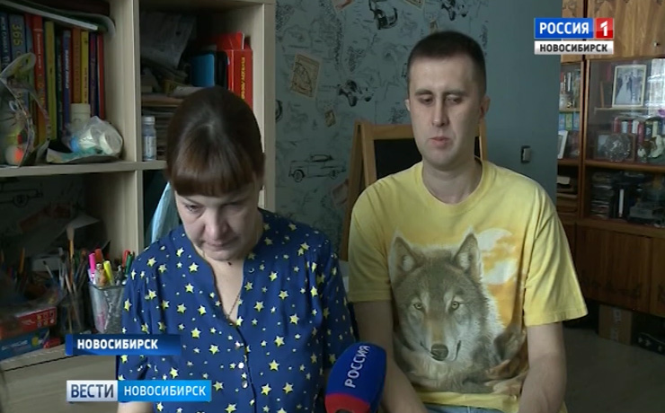 Семейная пара из Новосибирска пытается найти виновных в смерти их новорожденного ребенка