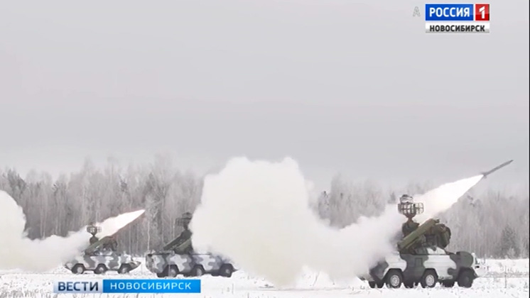 Сибирские военные осваивают суперсовременные зенитные ракетные комплексы БУК-М3
