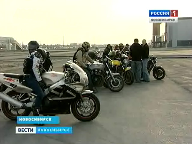 Новосибирские дорожные инспекторы и байкеры сели за стол переговоров