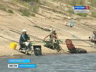 В Новосибирске провели соревнования среди лучших рыболовов региона