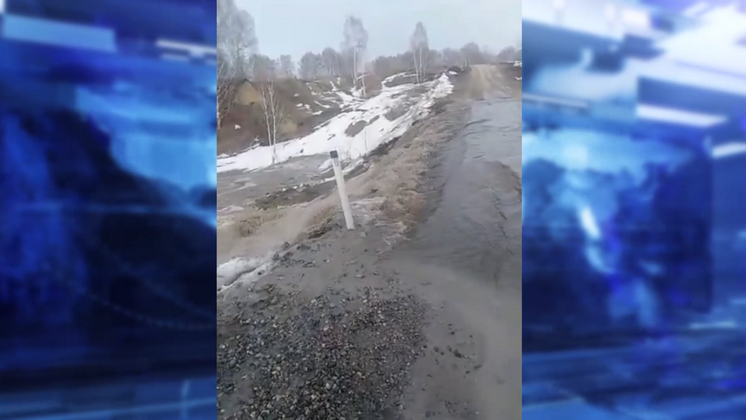 В Новосибирской области дачники не могут проехать к участкам из-за разрушенной паводками дороги