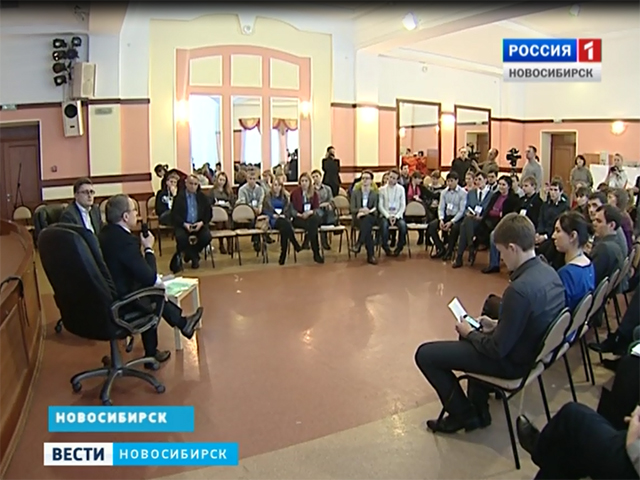 Председатель избиркома встретился с участниками молодежных избирательных комиссий Новосибирска