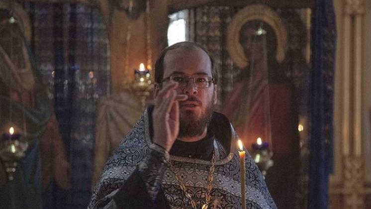 Новосибирский священник разыграл в Instagram шоколад со Святой земли