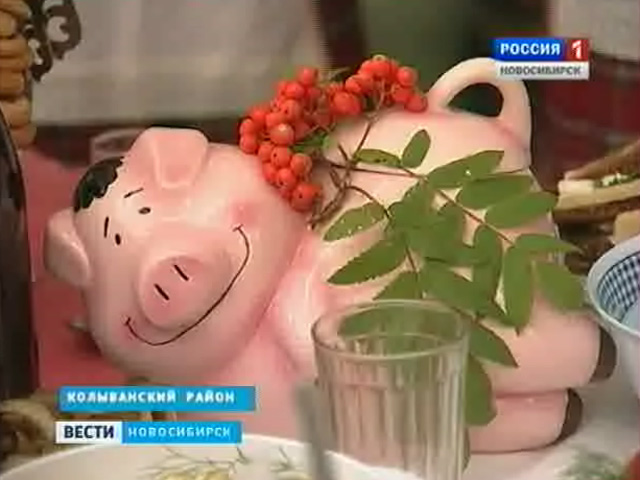 Украинский праздник по-сибирски. В Колывани прошел традиционный &quot;Фестиваль сала&quot;