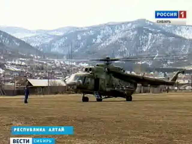 Новосибирские вертолетчики учатся летать в горах Алтая
