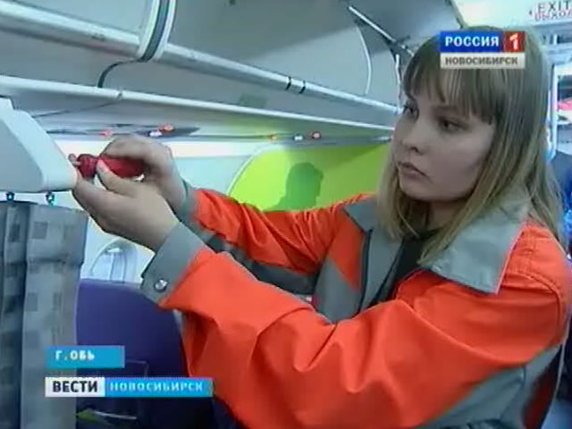 В Новосибирске работает единственная в Сибири женщина-авиамеханик
