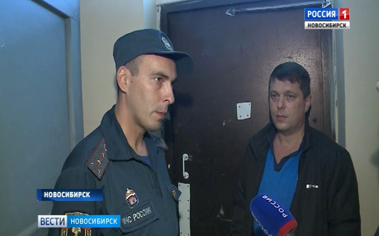 Спасатели проверили доступность эвакуационных выходов в домах Новосибирска