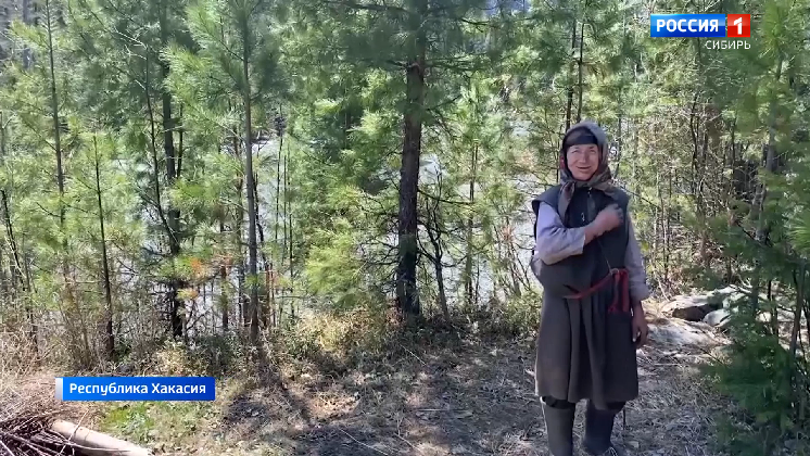 Средства защиты от медведей доставили отшельнице Агафье Лыковой в Хакасии