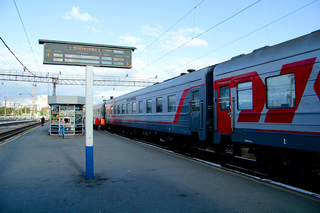 Фонарик стал причиной эвакуации пассажиров и задержки поезда в Новосибирск