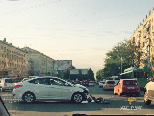 Массовая авария произошла в центре Новосибирска