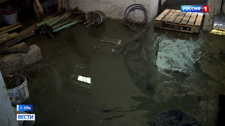 Жители города Обь задыхаются от запаха сточных вод