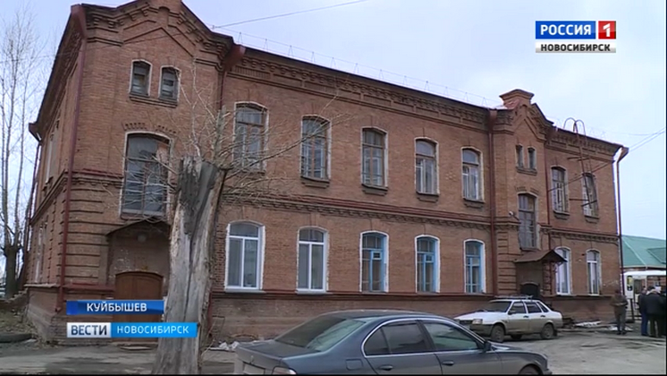 Депутаты Заксобрания получили жалобы на строителей от жителей двух домов в Куйбышевском районе