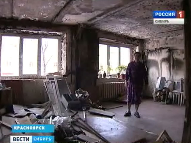 Жители многоквартирника в Красноярске, пострадавшего в результате взрыва газа, живут на развалинах