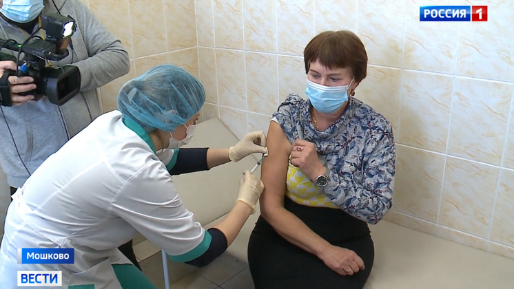 Масштабная вакцинация от COVID-19 стартовала в районах Новосибирской области