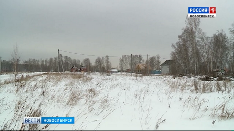 Жители отдаленных микрорайонов Новосибирска не могут выбраться из поселка Садовый