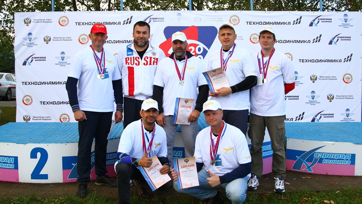 Новосибирские парашютисты забрали серебро с чемпионата России