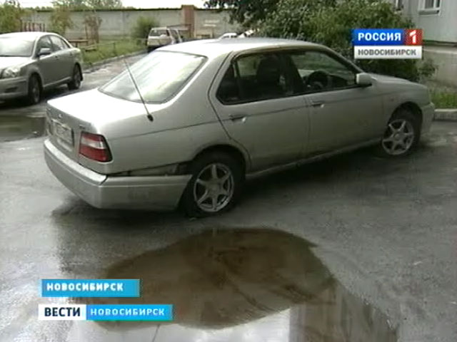 ЧП в Новосибирске. На улице Выборная прогремел взрыв, поврежден автомобиль