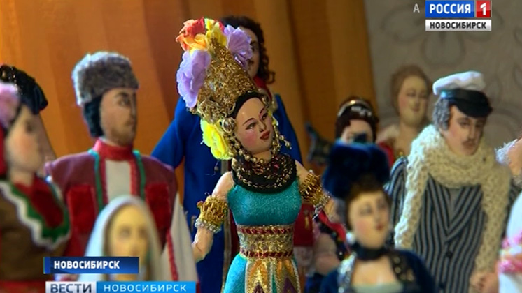 Новосибирская мастерица представила в Москве авторскую коллекцию кукол