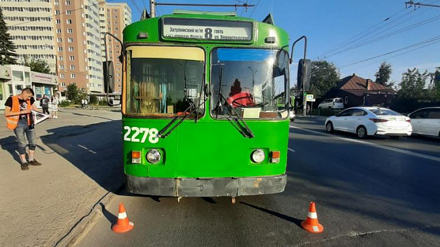 В Новосибирске СК начал проверку из-за попавшего под колёса троллейбуса 5-летнего мальчика