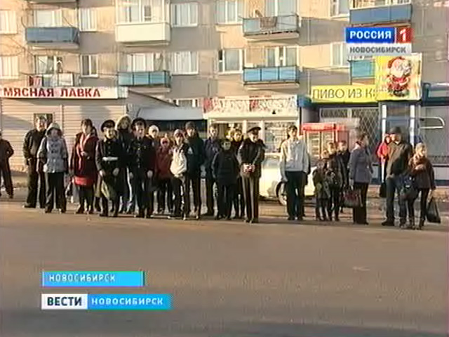 На работу в Новосибирск не смогли добраться десятки жителей Карьера Мочище
