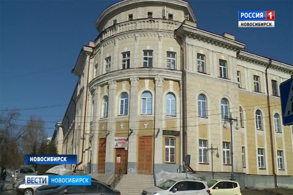 Новосибирские общественники требуют реконструкции Дома культуры имени Попова