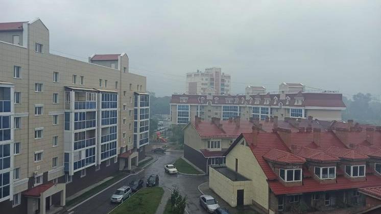 Новосибирск заволокло дымом из-за тлеющего мусора на полигоне