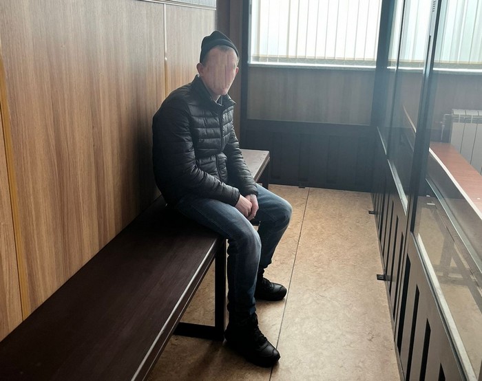 Молодой новосибирец познакомился в интернете с 51-летней женщиной и зарезал ее 8 марта