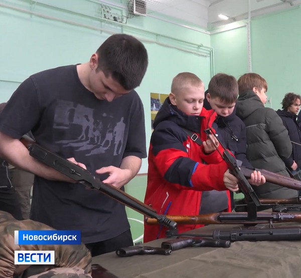 «Ермак» и школьники «Ермак» и школьники