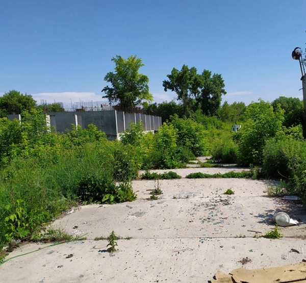 недостроенный первый этаж