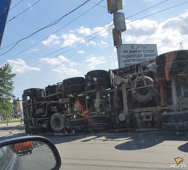 Авария на площади Будагова