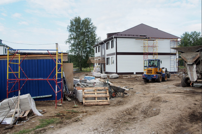 В Новосибирской области ускорят строительство жилья для специалистов и детей-сирот за счёт совмещения программ
