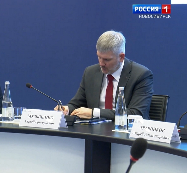 Замминистра Сергей Музыченко на заседании