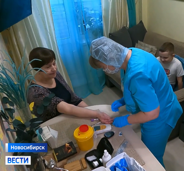 Врач пришел к пациенту на дом