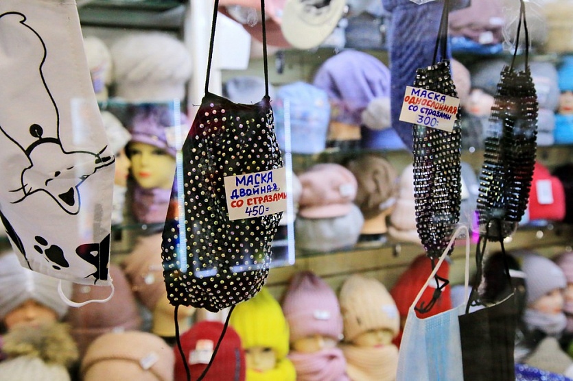 Вряд ли они смогут защитить от коронавируса, но внимание гостей точно привлекут