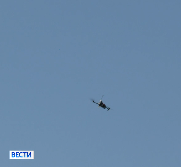 Беспилотник в небе