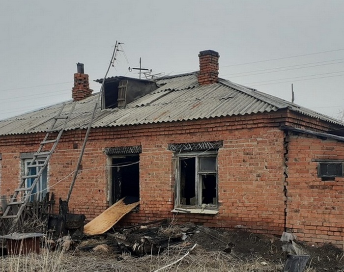 Соседи рассказали о семье, дети из которой погибли в пожаре под Новосибирском