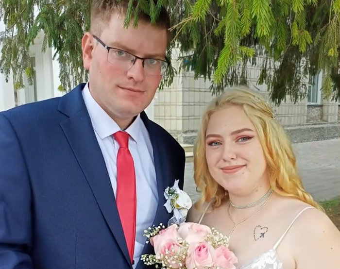 Молодожены Оксана и Дмитрий