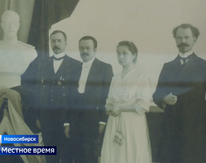 Владимир Жернаков(справа) с коллегами 