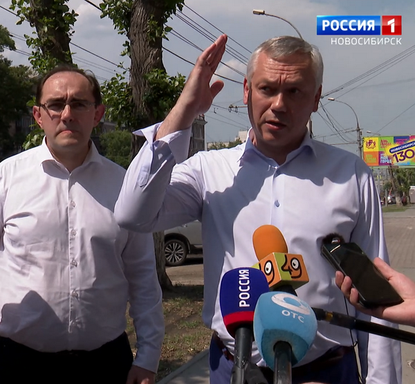 Андрей Травников контролирует ремонт дорог