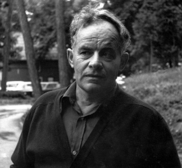 Зиновий Паперный