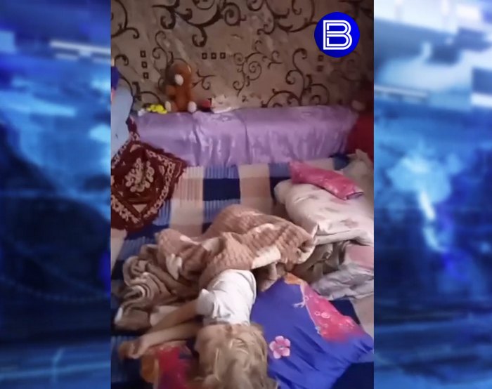 Многодетную семью поселили в непригодном для проживания доме под Новосибирском Многодетную семью поселили в непригодном для проживания доме под Новосибирском