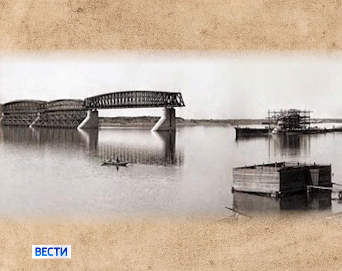 Строительство моста через реку Обь