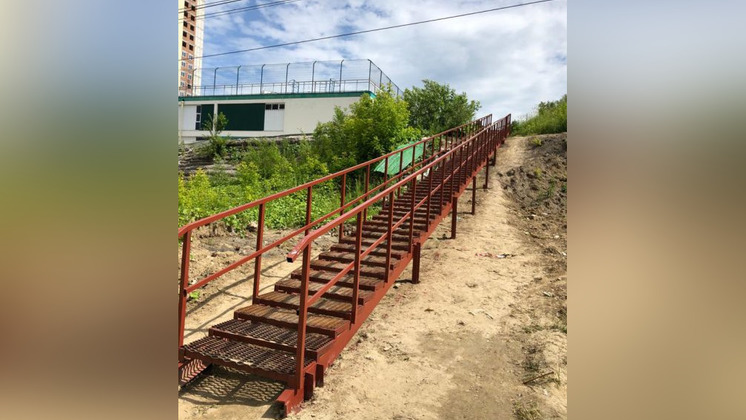 лест.jpg