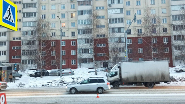  В Новосибирске водитель сбил 27-летнюю девушку на пешеходном переходе