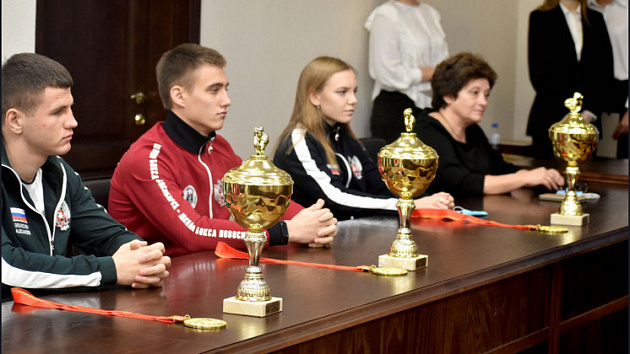 Новосибирские спортсмены трижды победили в первенстве Европы по боксу