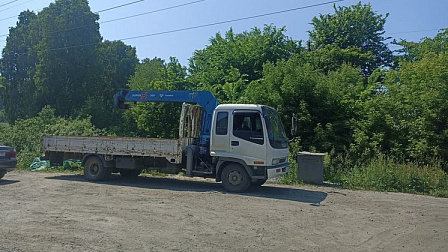 Стрела автомобильного погрузчика обесточила часть Новосибирска и Бердска