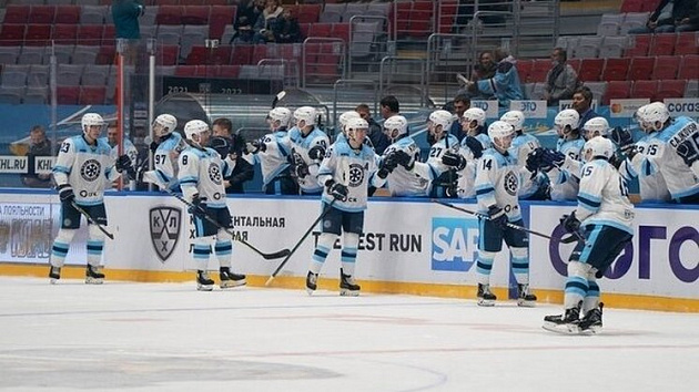 Хоккейная «Сибирь» взяла реванш у «Сочи»