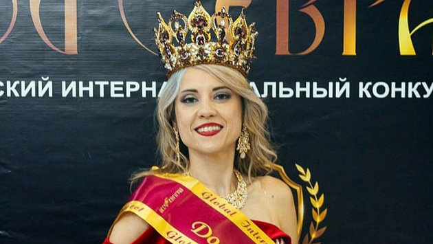 Мать «королевской» двойни из Новосибирска победила в «Леди Евразия-2025»